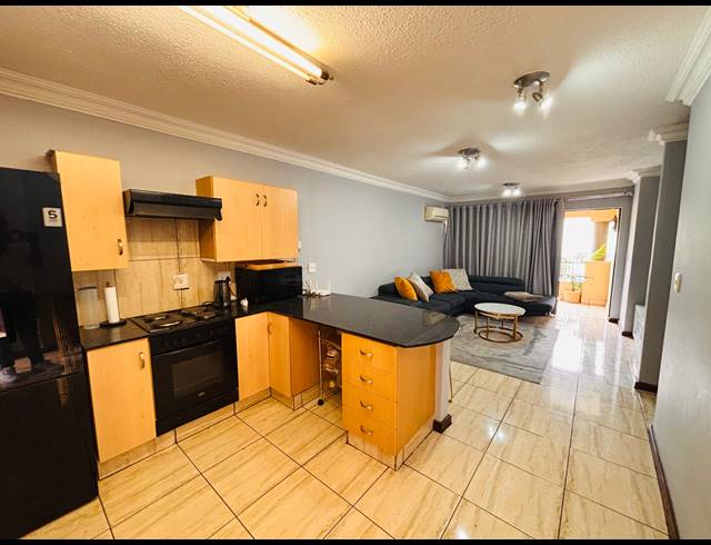 2 BEDROOM SECTIONAL TITLE FOR SALE IN NIEUW MUCKLENEUK